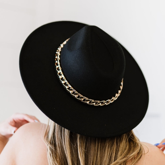 Gold chain fedora - Picture 1 of 2